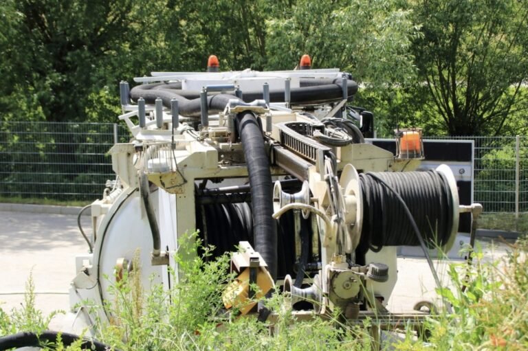 Camion hydrocureur travaux assainissement 91