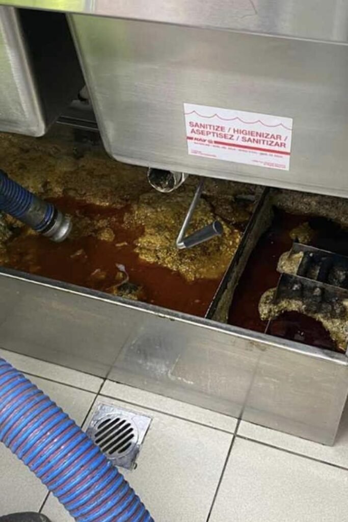 Vidange bac à graisse à Fleury-Mérogis pour restaurant ou commerce